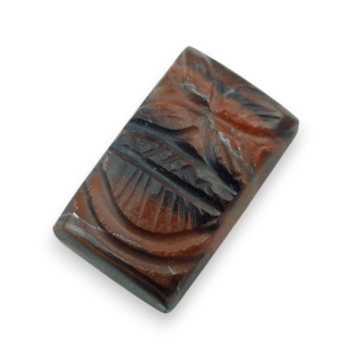 Tygrysie oko czerwone kaboszon carving 23x14 mm nr 15