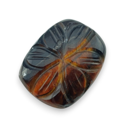 Tygrysie oko czerwone kaboszon carving 23x19 mm nr 37