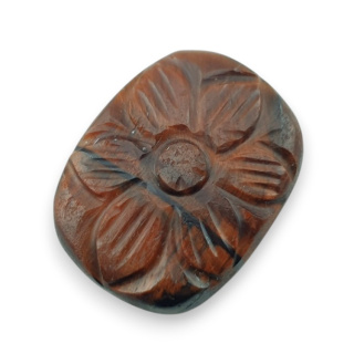 Tygrysie oko czerwone kaboszon carving 26x20 mm nr 45