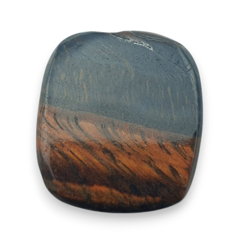 Tygrysie oko czerwone kaboszon carving 26x23 mm nr 62 Tygrysie oko czerwone kaboszon carving 26x23 mm nr 62