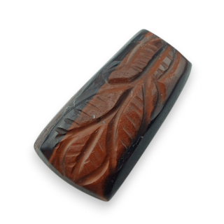 Tygrysie oko czerwone kaboszon carving 28x15 mm nr 36