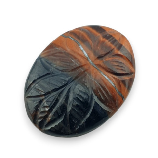 Tygrysie oko czerwone kaboszon carving 28x21 mm nr 66