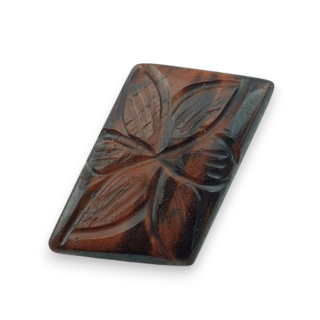 Tygrysie oko czerwone kaboszon carving 33x17 mm nr 48