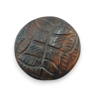 Tygrysie oko czerwone kaboszon carving fi 26 mm nr 49
