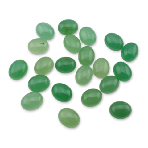 Awenturyn zielony kaboszon 10x8 mm 1 szt Awenturyn zielony kaboszon 10x8 mm 1 szt