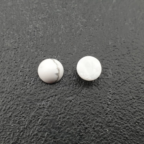 Howlit kaboszon fi 6 mm 1 szt Howlit kaboszon fi 6 mm 1 szt