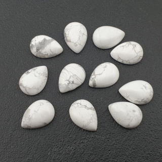Howlit kaboszon łezka 14x10 mm 1 szt