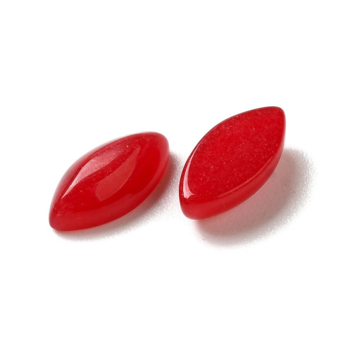 Jadeit czerwony kaboszon markiza 8x4 mm 1 szt Jadeit czerwony kaboszon markiza 8x4 mm 1 szt
