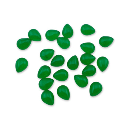 Jadeit zielony kaboszon łezka 8x6 mm 1 szt