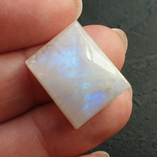 Kamień księżycowy kaboszon 20x16 mm nr A351