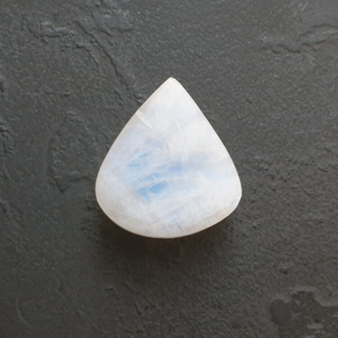 Kamień księżycowy kaboszon 20x18 mm nr A388 Kamień księżycowy kaboszon 20x18 mm nr A388