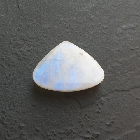 Kamień księżycowy kaboszon 22x16 mm nr A367 Kamień księżycowy kaboszon 22x16 mm nr A367