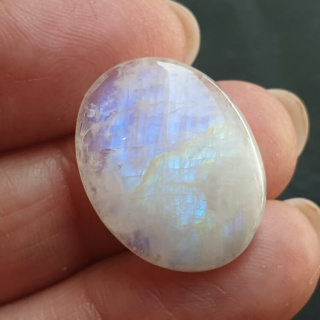 Kamień księżycowy kaboszon 23x18 mm nr A414