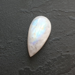 Kamień księżycowy kaboszon 25x13 mm nr A361