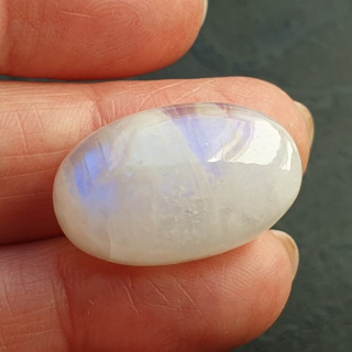 Kamień księżycowy kaboszon 25x16 mm nr A331