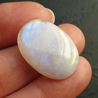 Kamień księżycowy kaboszon 25x18 mm nr A350