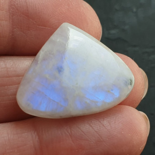 Kamień księżycowy kaboszon 25x21 mm nr A417