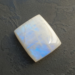 Kamień księżycowy kaboszon 25x22 mm nr A339