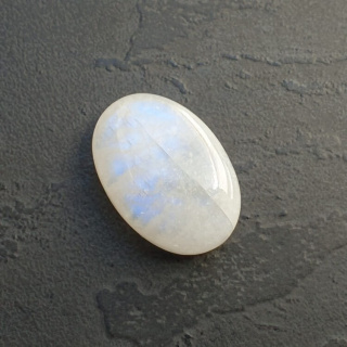 Kamień księżycowy kaboszon 26x18 mm nr A341