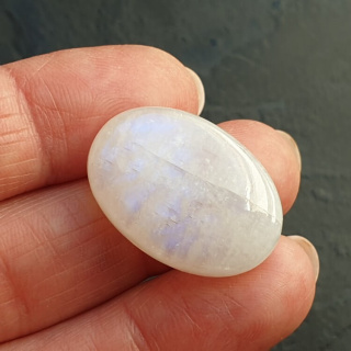 Kamień księżycowy kaboszon 26x18 mm nr A341