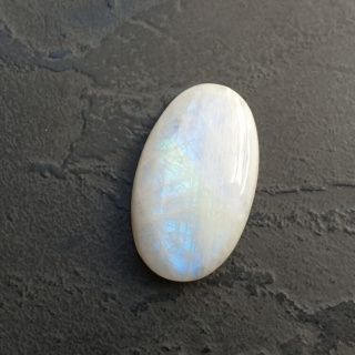 Kamień księżycowy kaboszon 30x18 mm nr A340