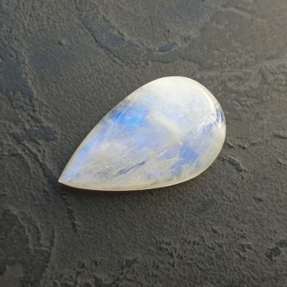 Kamień księżycowy kaboszon 30x18 mm nr A349