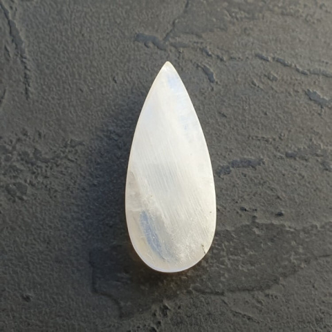 Kamień księżycowy kaboszon 32x14 mm nr A305 Kamień księżycowy kaboszon 32x14 mm nr A305