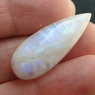 Kamień księżycowy kaboszon 33x13 mm nr A377