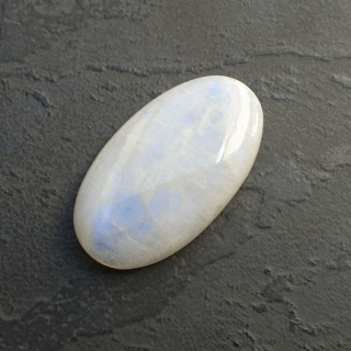 Kamień księżycowy kaboszon 33x19 mm nr A310