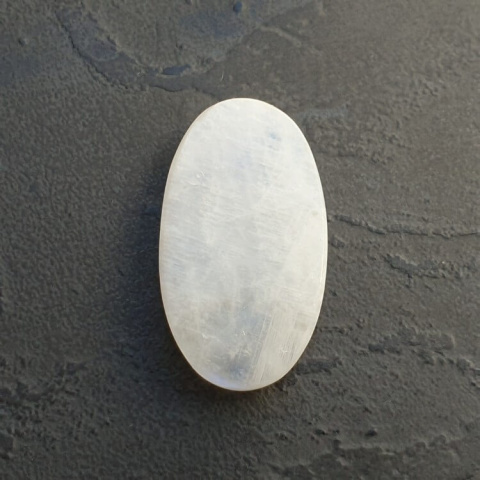 Kamień księżycowy kaboszon 33x19 mm nr A310