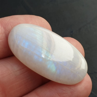 Kamień księżycowy kaboszon 35x18 mm nr A281