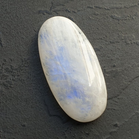 Kamień księżycowy kaboszon 42x21 mm nr A282 Kamień księżycowy kaboszon 42x21 mm nr A282