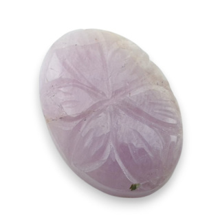 Kunzyt kaboszon carving 25x18 mm nr 12