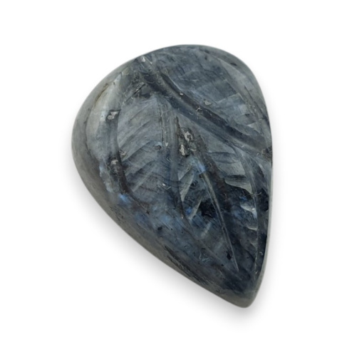 Larvikit kaboszon carving 20x15 mm nr 83 Larvikit kaboszon carving 20x15 mm nr 83