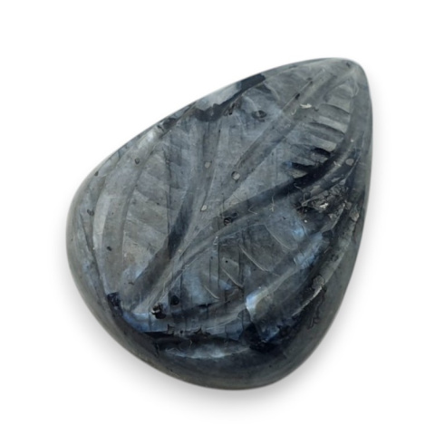 Larvikit kaboszon carving 20x16 mm nr 56 Larvikit kaboszon carving 20x16 mm nr 56