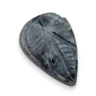Larvikit kaboszon carving 24x17 mm nr 35