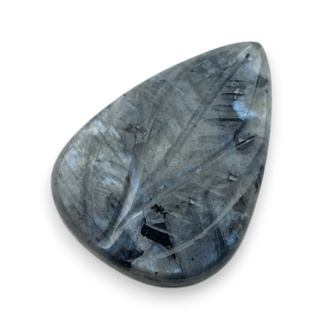 Larvikit kaboszon carving 24x18 mm nr 22