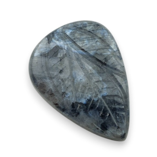 Larvikit kaboszon carving 24x18 mm nr 22