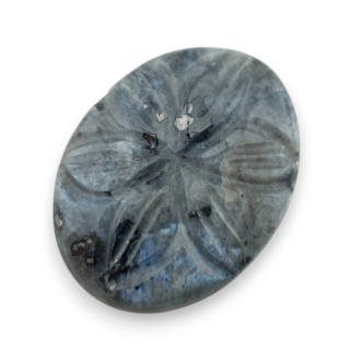 Larvikit kaboszon carving 24x18 mm nr 36