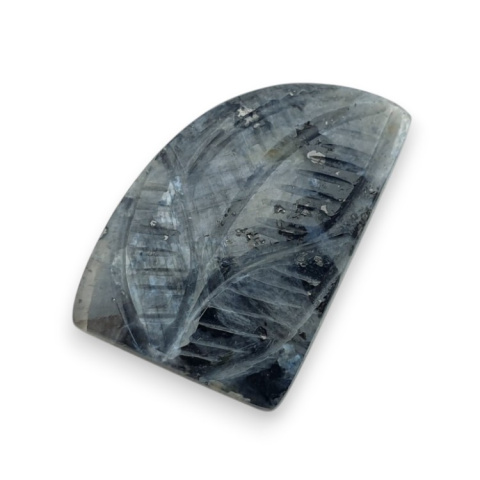 Larvikit kaboszon carving 25x17 mm nr 38 Larvikit kaboszon carving 25x17 mm nr 38
