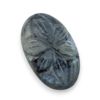 Larvikit kaboszon carving 26x15 mm nr 79
