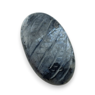 Larvikit kaboszon carving 27x16 mm nr 60