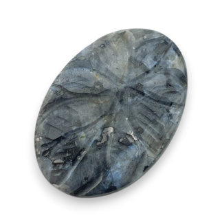 Larvikit kaboszon carving 27x19 mm nr 46