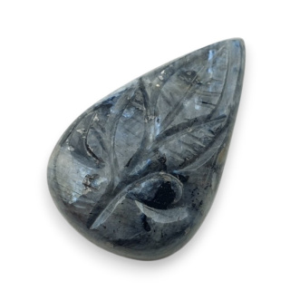 Larvikit kaboszon carving 30x19 mm nr 15