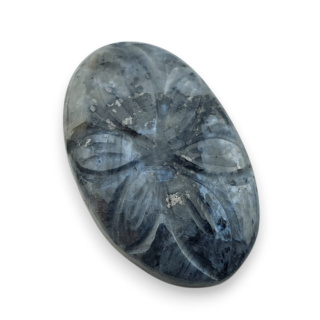Larvikit kaboszon carving 30x19 mm nr 52