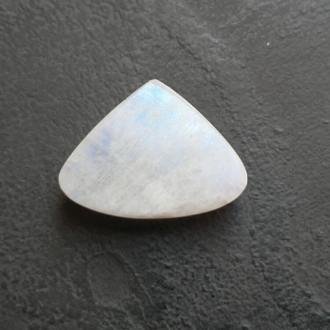 Kamień księżycowy kaboszon 23x17 mm nr A432 Kamień księżycowy kaboszon 23x17 mm nr A432