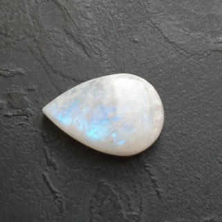 Kamień księżycowy kaboszon 24x16 mm nr A428