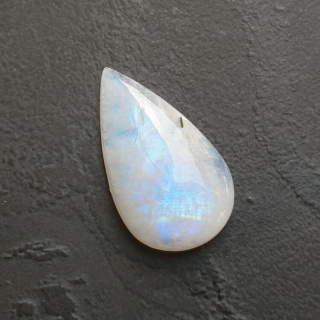 Kamień księżycowy kaboszon 26x15 mm nr A433