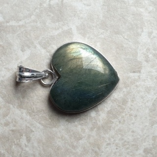 Labradoryt zawieszka 22x22 mm nr A36