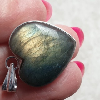 Labradoryt zawieszka 22x22 mm nr A36